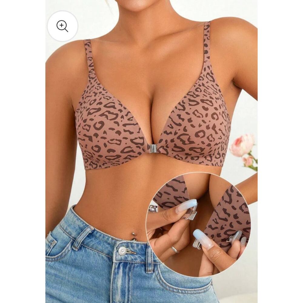 ChiCup Comfort Adj. Straps Deep V Front Close Leopard Wireless Bra 
NWT!!! Sz XL